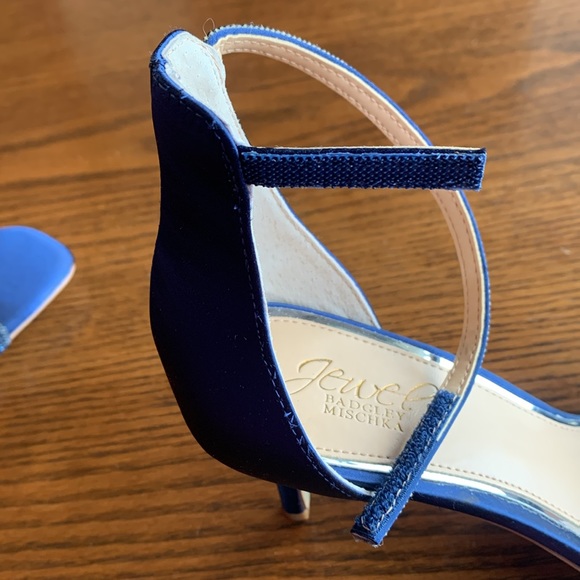 Badgley Mischka Jewel Navy Satin Jewelled Ankle Strap Sandals EUC - Picture 4 of 9